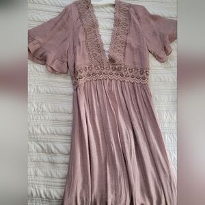 Mauve lace detail linen maxi dress